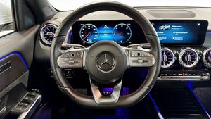 Mercedes EQB300 bild 12