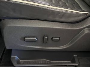 Ford Kuga bild 24
