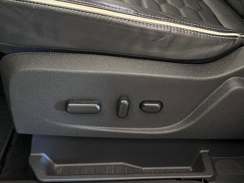 Ford Kuga bild 24