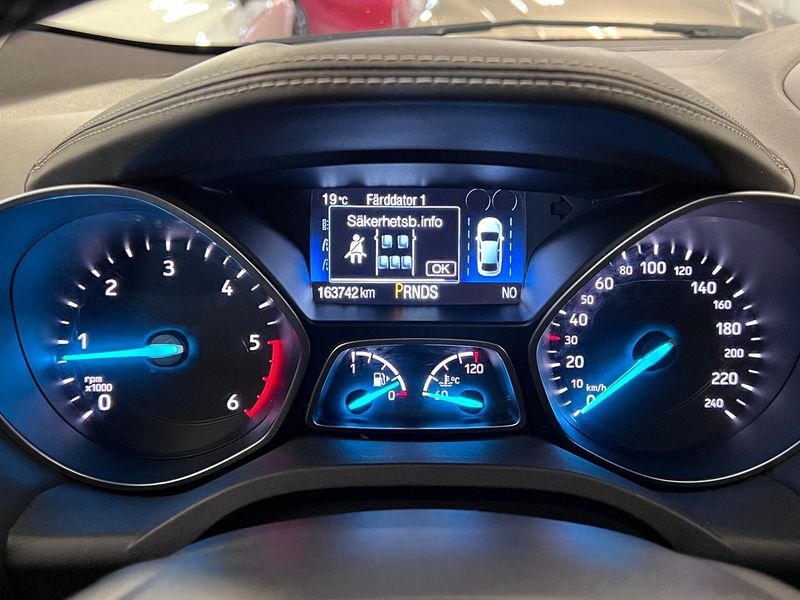Ford Kuga bild 21