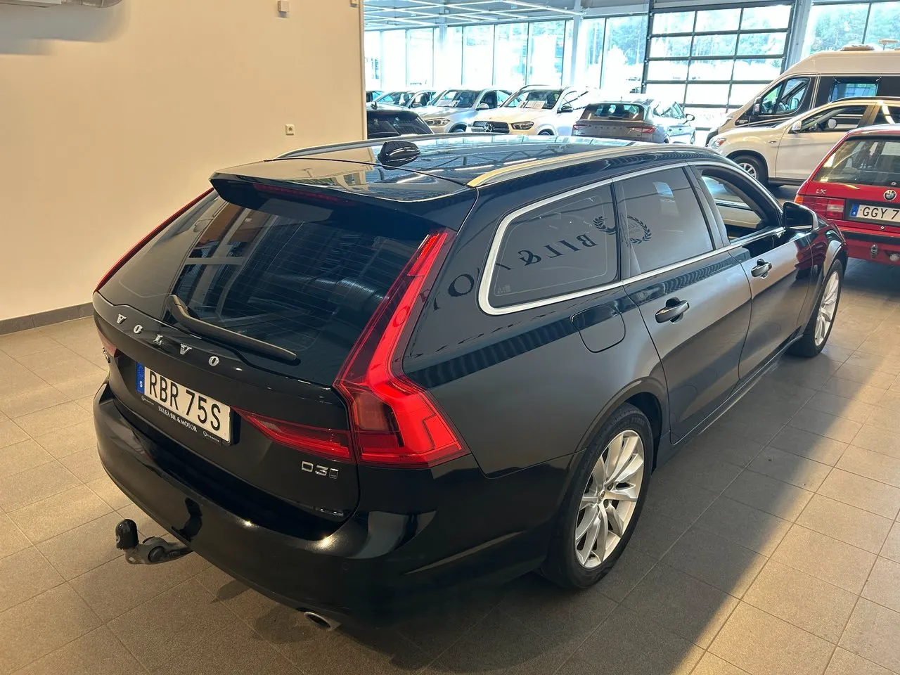 Vehicle image 2