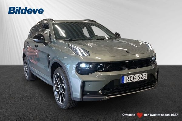 Lynk & Co 01 Core PHEV - 2025