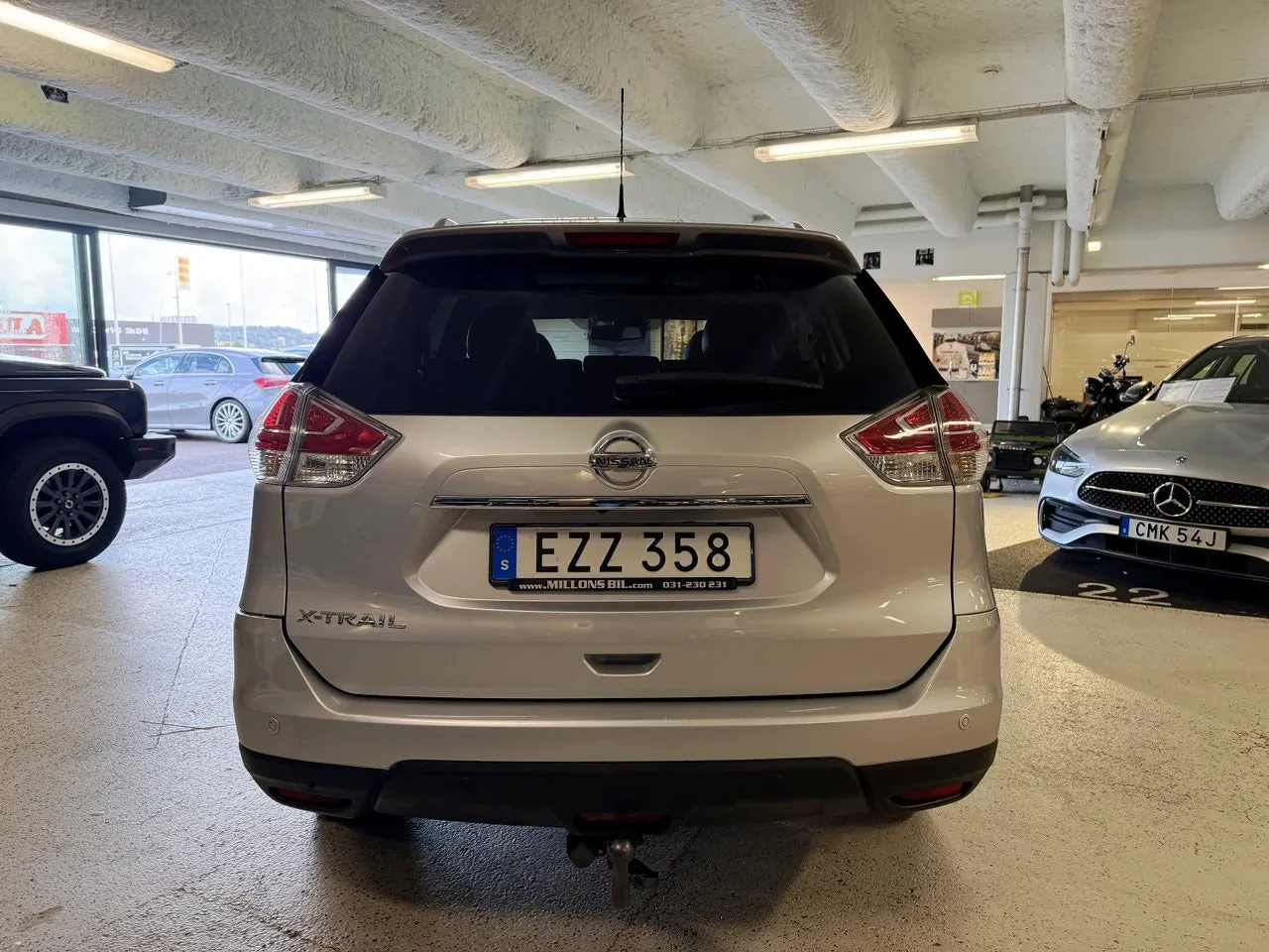 Vehicle image 7