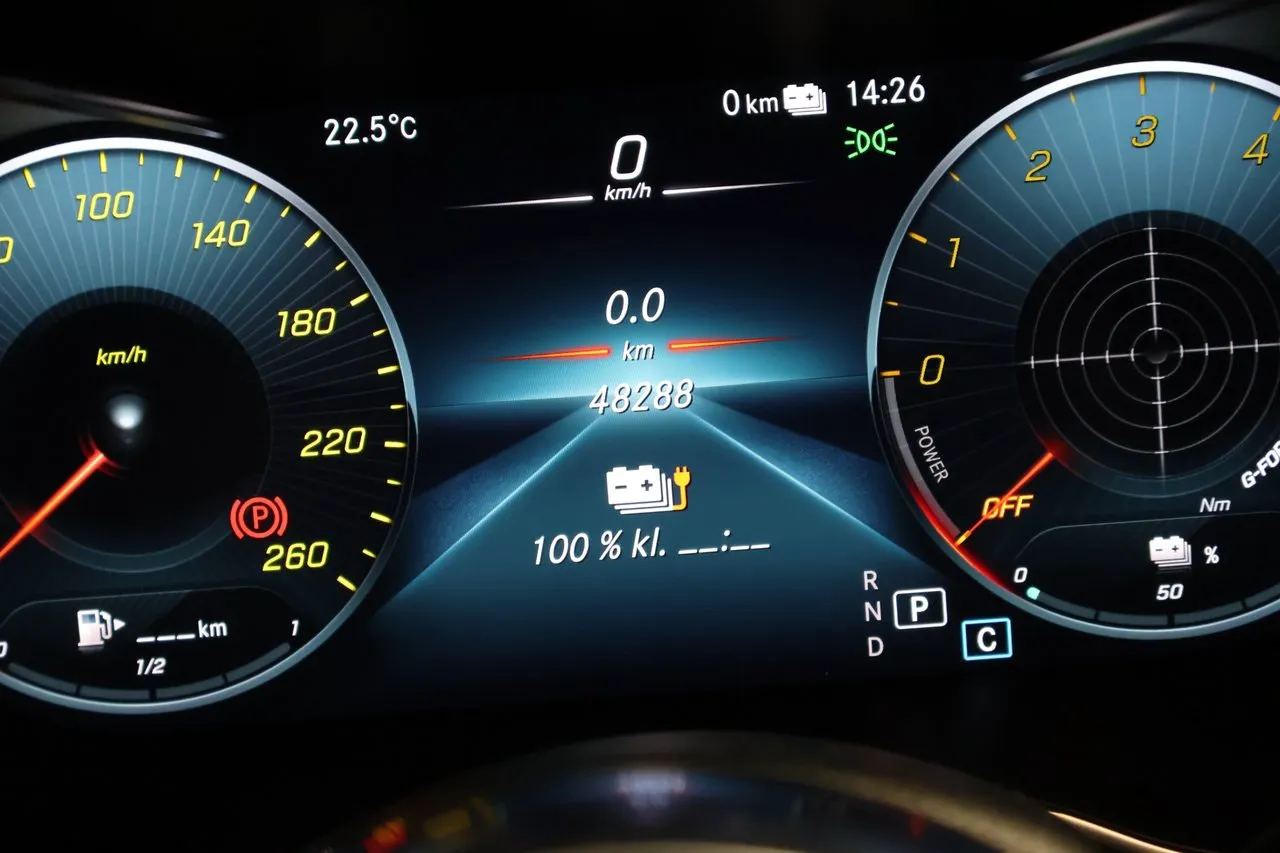 Vehicle image 20
