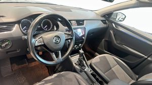Skoda Octavia bild 2