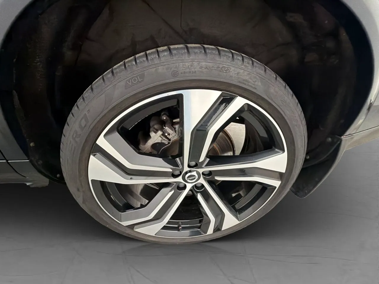 Vehicle image 36