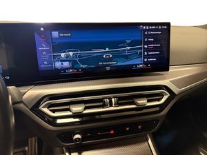 BMW 330 bild 14
