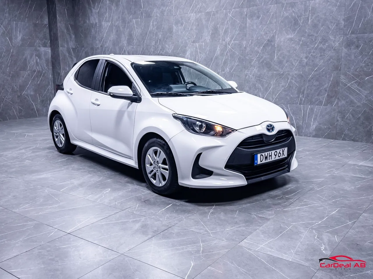 Vehicle image 8