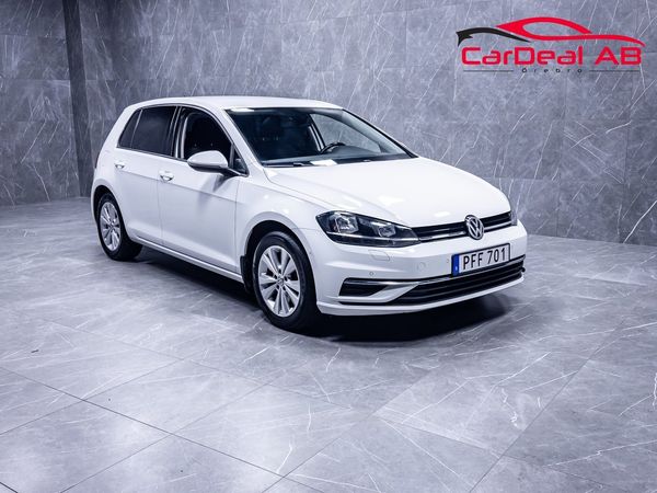 Volkswagen Golf 5-dörrar 1.4 TSI MultiFuel Värmare Kamera CarPlay Drag - 2017