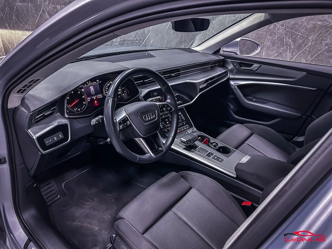 Vehicle image 14