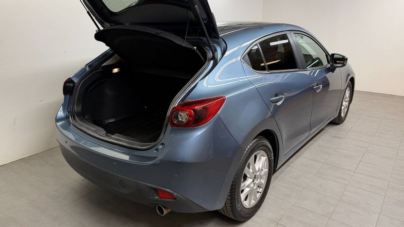 Mazda 3 bild 4