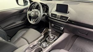 Mazda 3 bild 7
