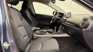 Mazda 3 bild 6