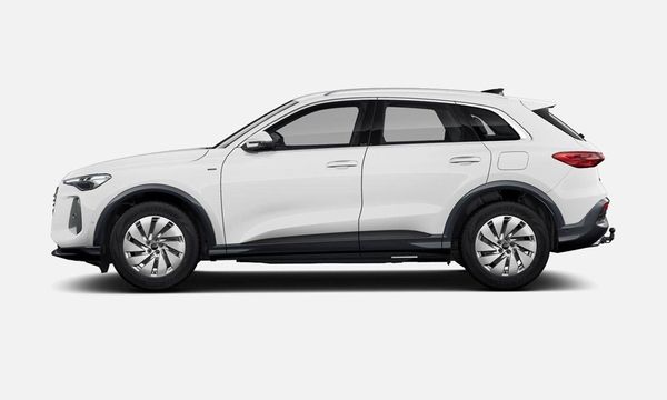 Audi Q5 SUV E-HYBRID QUATTRO 220KW S-TRONIC DRAG VÄRMARE - 2026