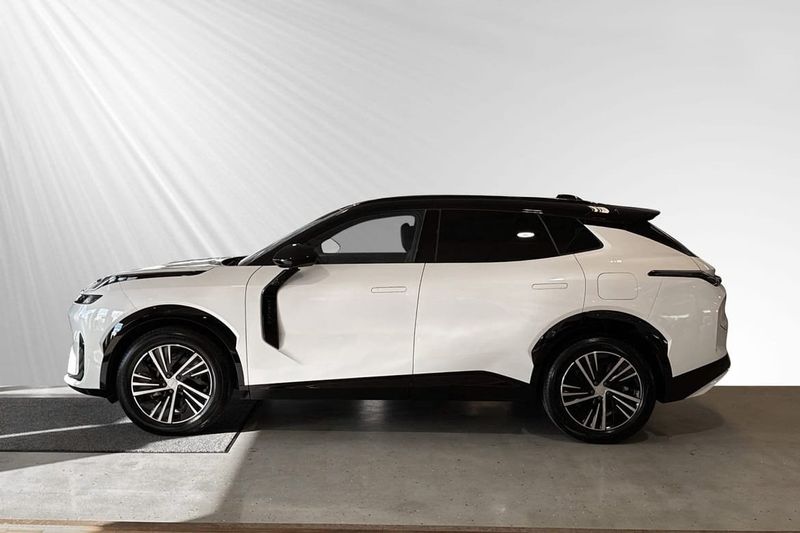 Lynk & Co 08 bild 2