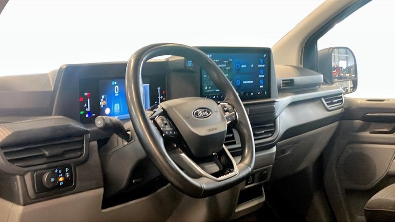 Ford Custom bild 9