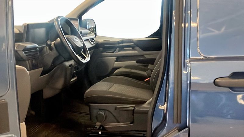Ford Custom bild 7