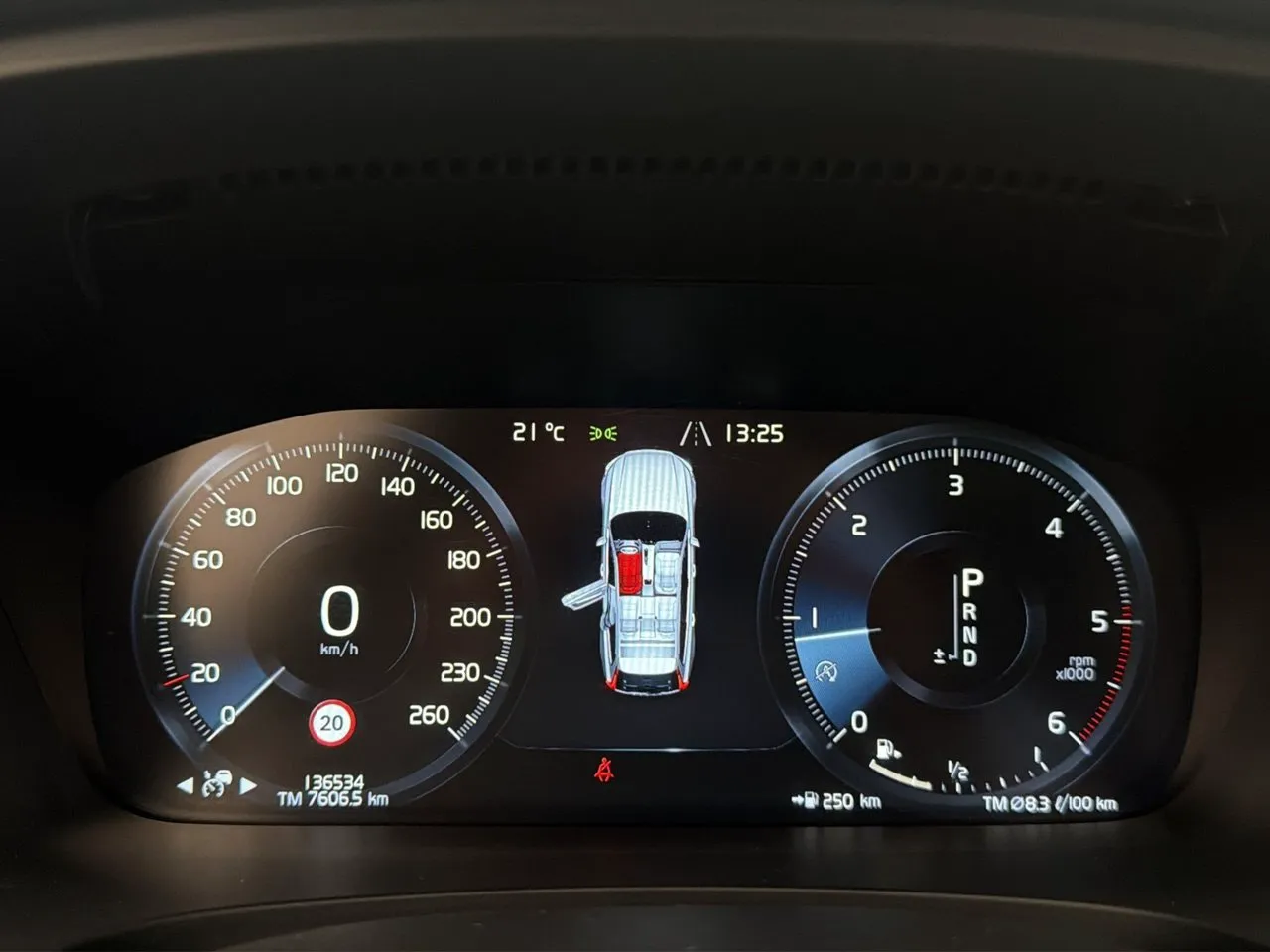 Vehicle image 22