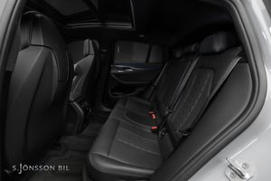 BMW X4 M bild 15