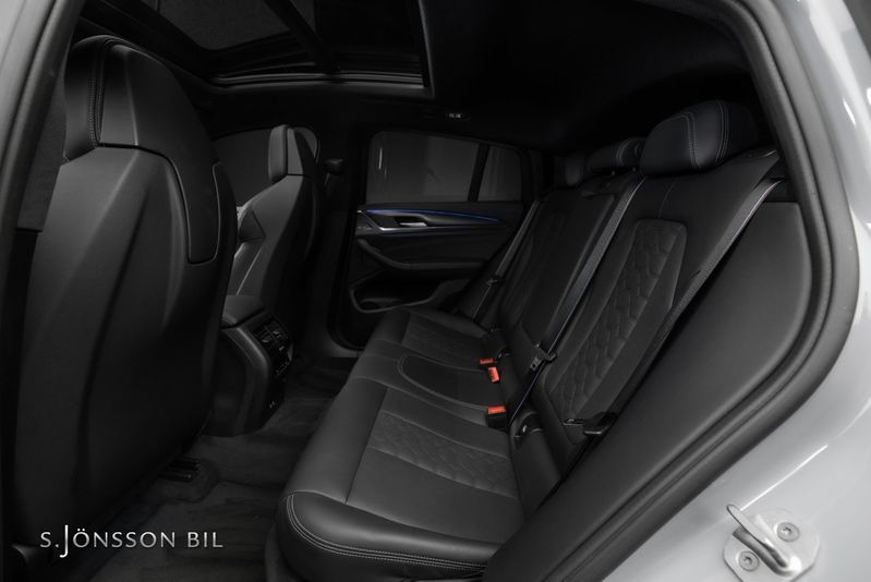 BMW X4 M bild 15