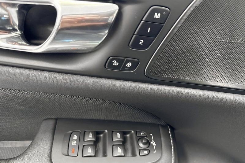 Volvo S60 bild 17