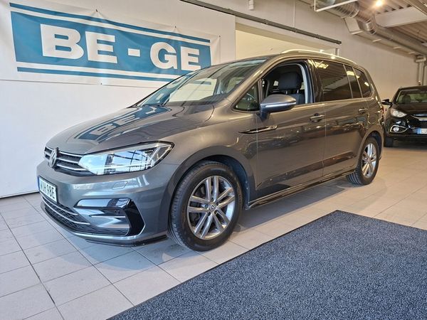 Volkswagen Touran 7-seater 1.5 TSI 150HK DSG 7-sits Drag Värmare R-line ext - 2020