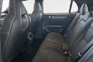 Lynk & Co 01 bild 7