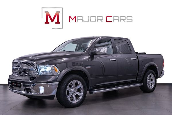 RAM 1500 Crew Cab 5.7 V8 HEMI 4x4 LARAMIE Luft-F Alpine Drag - 2018