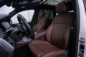 BMW X5 bild 13