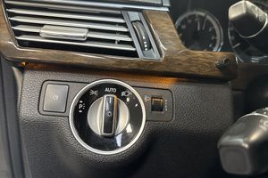 Mercedes E200 bild 14