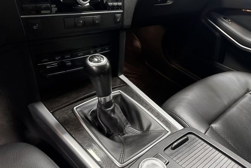 Mercedes E200 bild 12