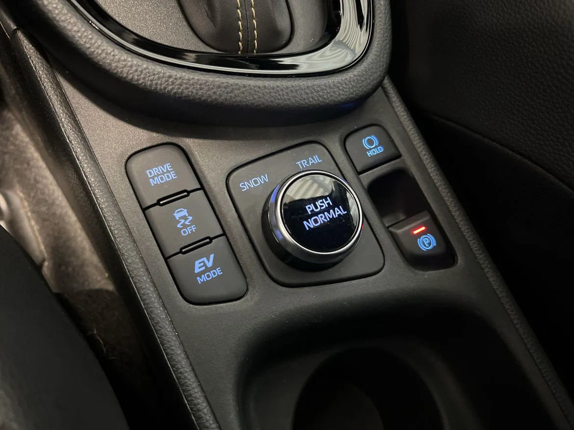 Vehicle image 27