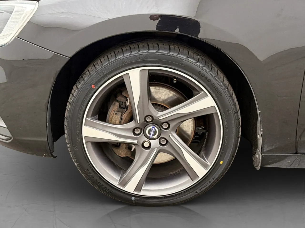 Vehicle image 22