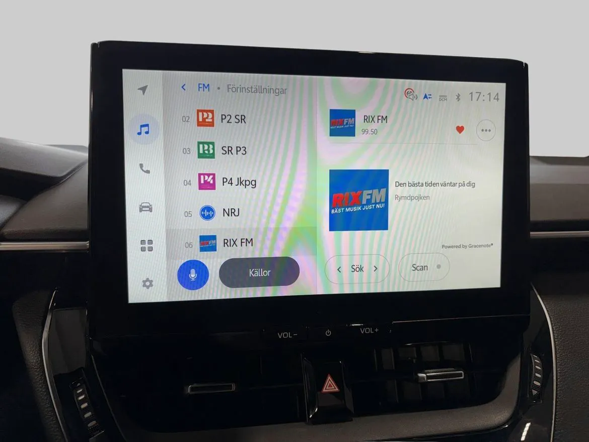 Vehicle image 16