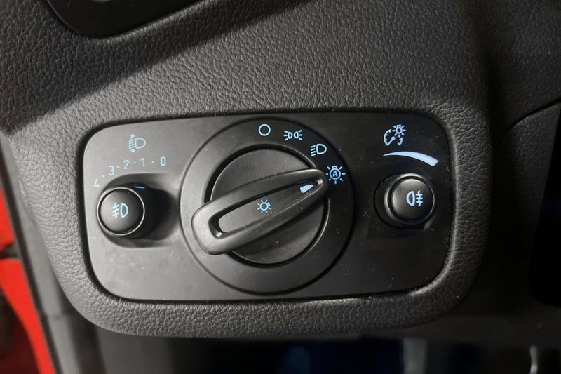 Ford Kuga bild 19