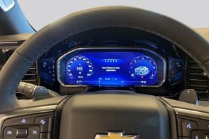 Chevrolet Silverado bild 10