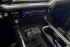 Chevrolet Silverado bild 13