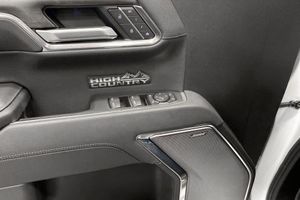 Chevrolet Silverado bild 22