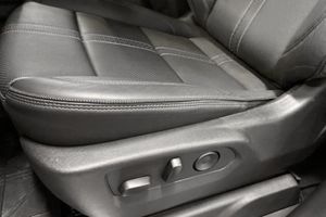 Chevrolet Silverado bild 23