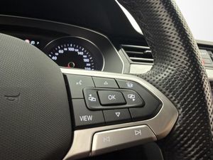 Volkswagen Passat bild 18