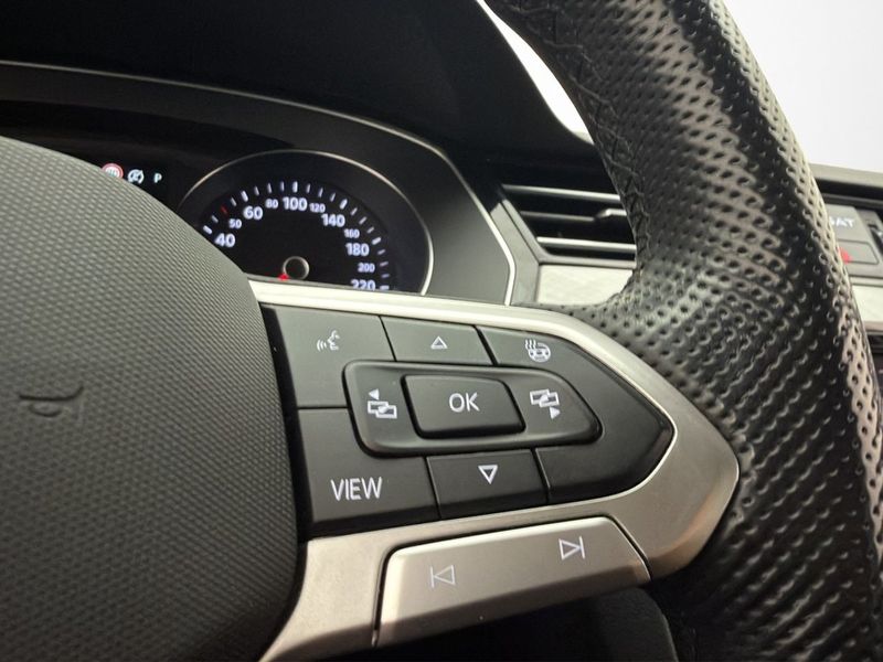 Volkswagen Passat bild 18