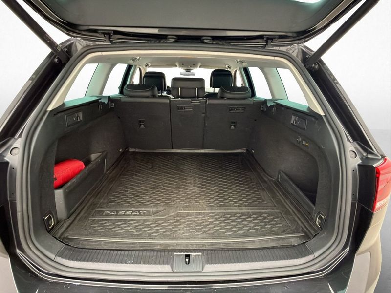 Volkswagen Passat bild 30