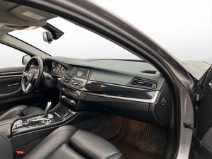 BMW 520 bild 24