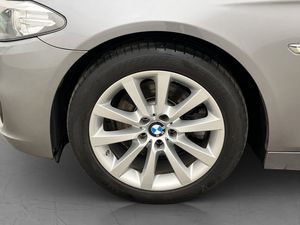 BMW 520 bild 28