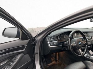 BMW 520 bild 11