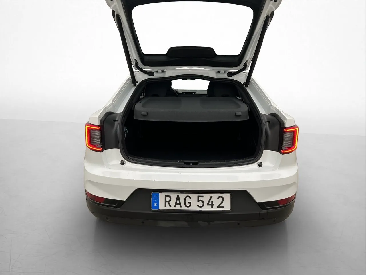 Vehicle image 25