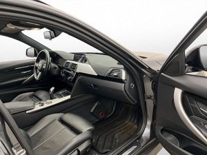 BMW 320 bild 25