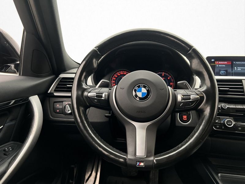 BMW 320 bild 14