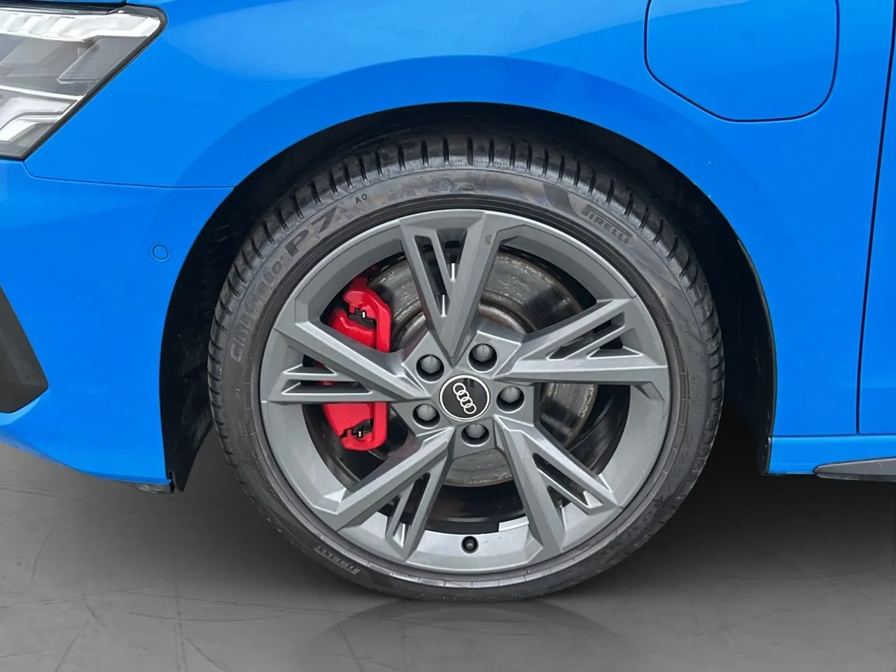 Vehicle image 31
