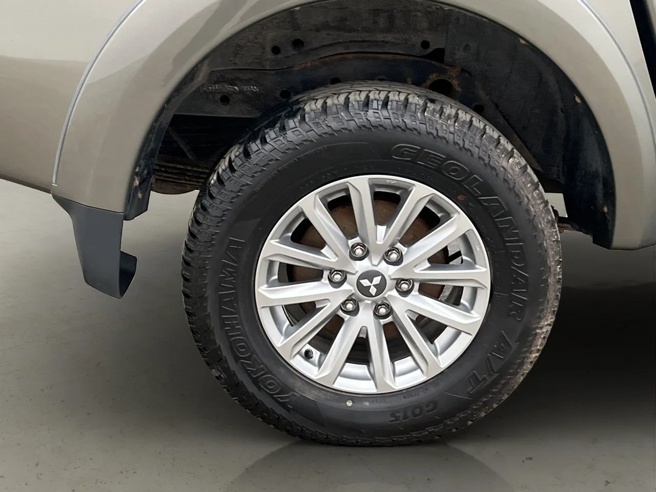 Vehicle image 31
